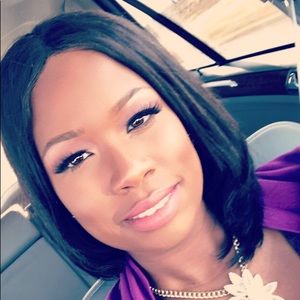 Meet your Posher, Aishia